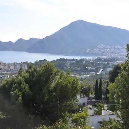 Holiday home Albir Amarilla *
