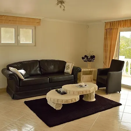 Albir Amarilla Holiday home *
